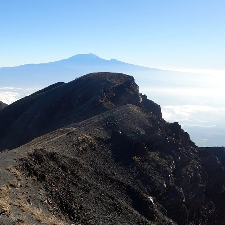 Climbing mount meru day 1, best mount meru day hike, mount meru climb price 